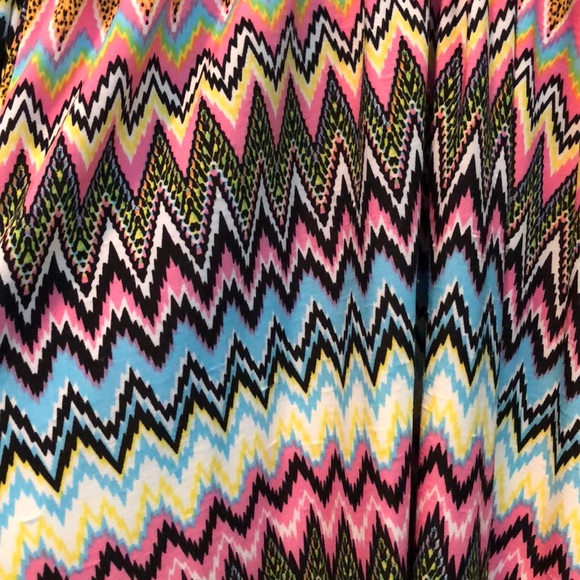 Multi Colored Retro Top - Picture 2 of 3